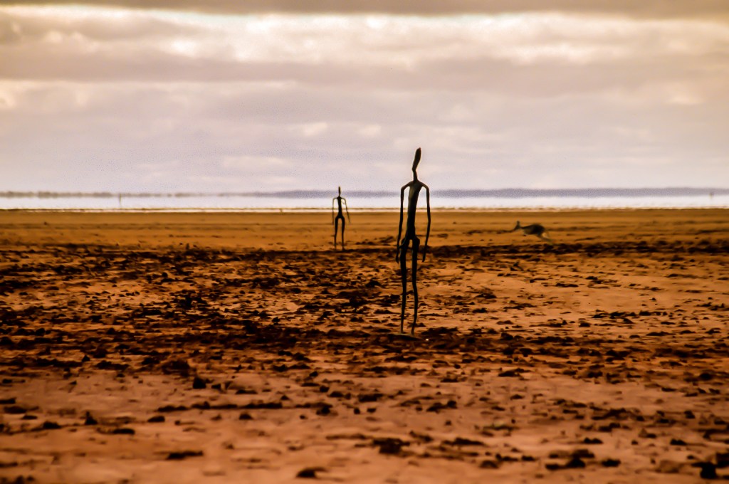 Anthony Gormley Sculptures and&nbsp;Friend